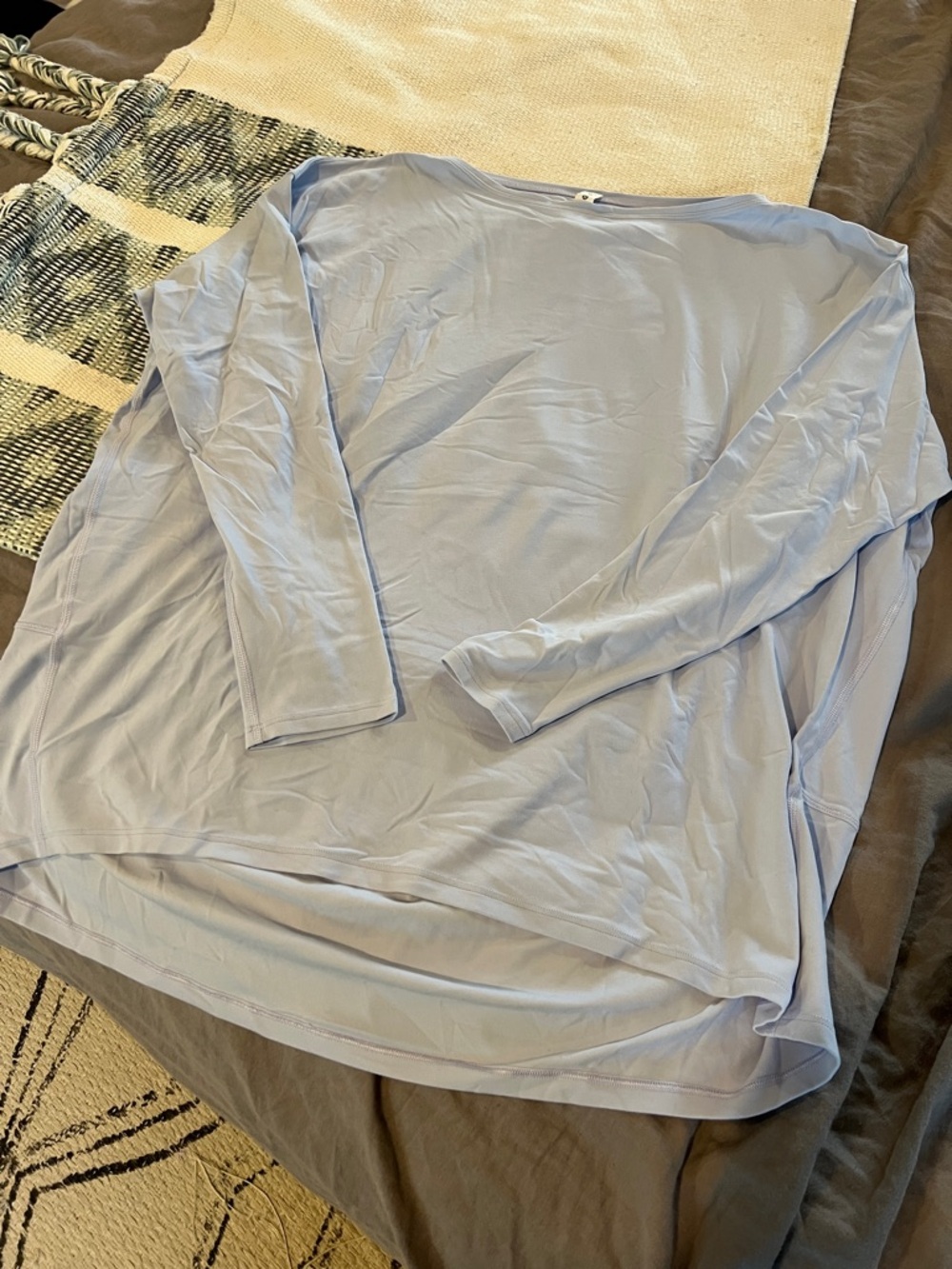 Lululemon top